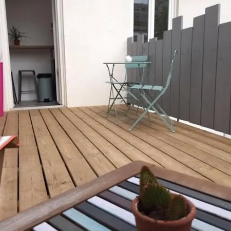 Apartman De Caractere Avec Terrasse.